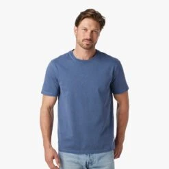 The Saltaire Tee | Navy -Fair Harbor SP23 ON FIG SALTAIRE TEE NAVY 2422 783a8771 371b 4953 98ed 1e486887de4e