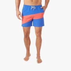 The Bungalow Trunk | Pink Colorblock -Fair Harbor SS002 SP22 in Studio photo Look17 BGL52 690 0741 9e4b18f3 dabc 4a2d b305 75ced77ded41